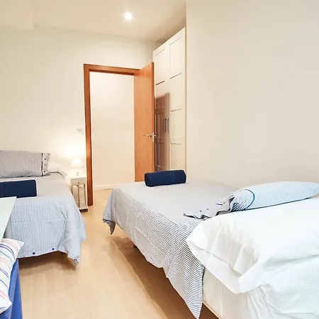 Luminoso Y Comodo Apto 5 Min Del Centro Apartamento
